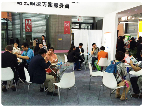 2015環(huán)博會(huì)依斯倍火爆登場