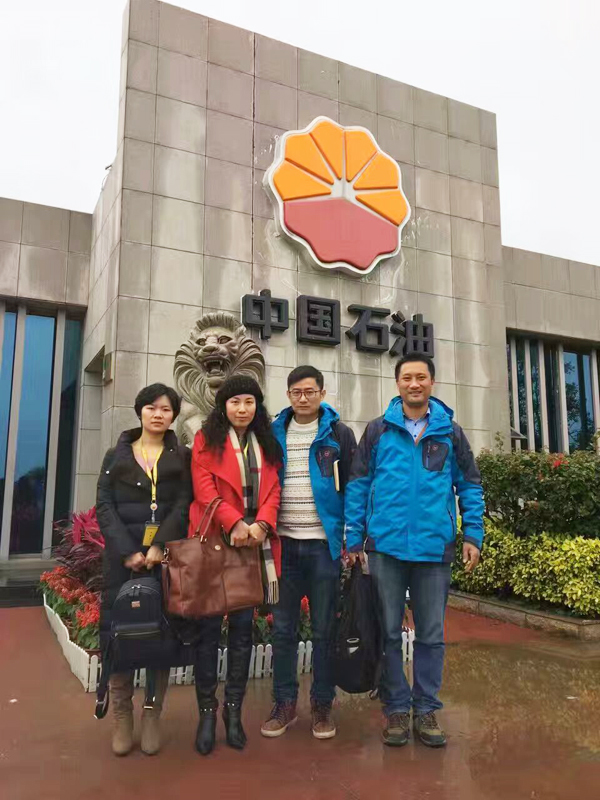 回訪老客戶中國(guó)石油廣西石化水處理設(shè)備工程項(xiàng)目現(xiàn)場(chǎng)