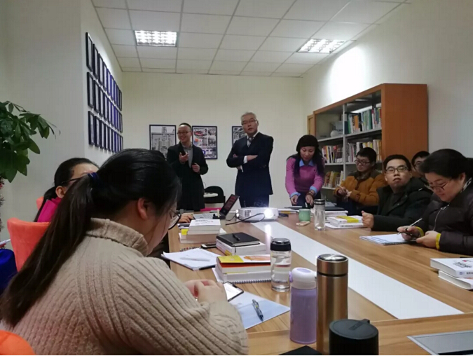 知名創(chuàng)業(yè)型實戰(zhàn)派講師張子凡來依斯倍環(huán)保講授課程