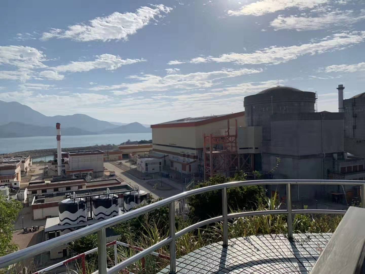 依斯倍環(huán)保常英董事長一行前往中廣核大亞灣核電站參觀學(xué)習(xí)