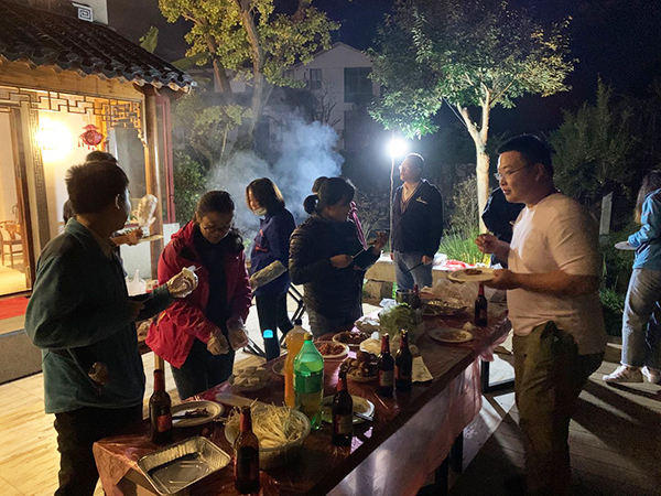依斯倍環(huán)保公司技術(shù)研發(fā)部門西山團(tuán)建拓展活動