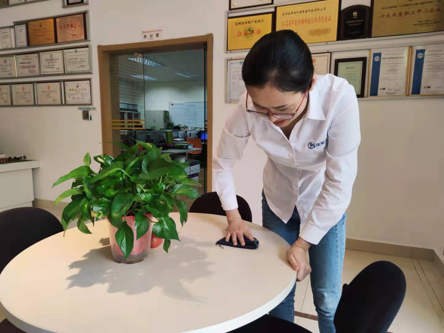【世界防治荒漠化和干旱日】依斯倍環(huán)保一直在行動(dòng)