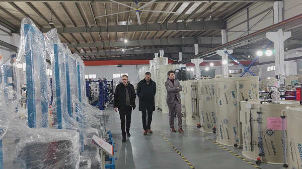 荷蘭布拉邦省、布拉邦省駐南京代表領(lǐng)導一行參觀依斯倍環(huán)保
