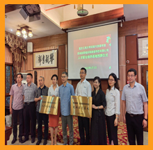 重慶工商大學(xué)與依斯倍共建就業(yè)實習(xí)、人才聯(lián)合培養(yǎng)基地簽約暨授牌儀式圓滿舉行